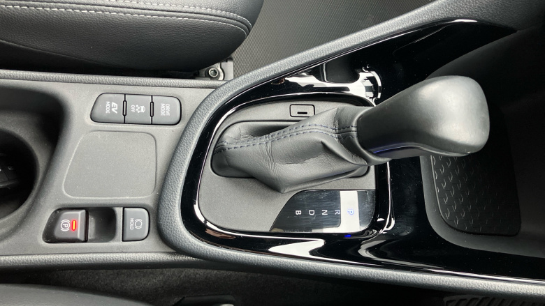 Toyota Yaris 1.5 Hybrid Dynamic 5dr CVT Hybrid Hatchback